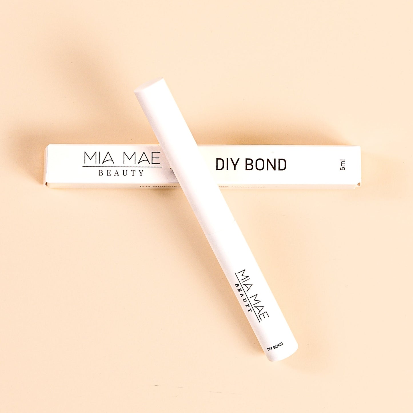 Lash bond
